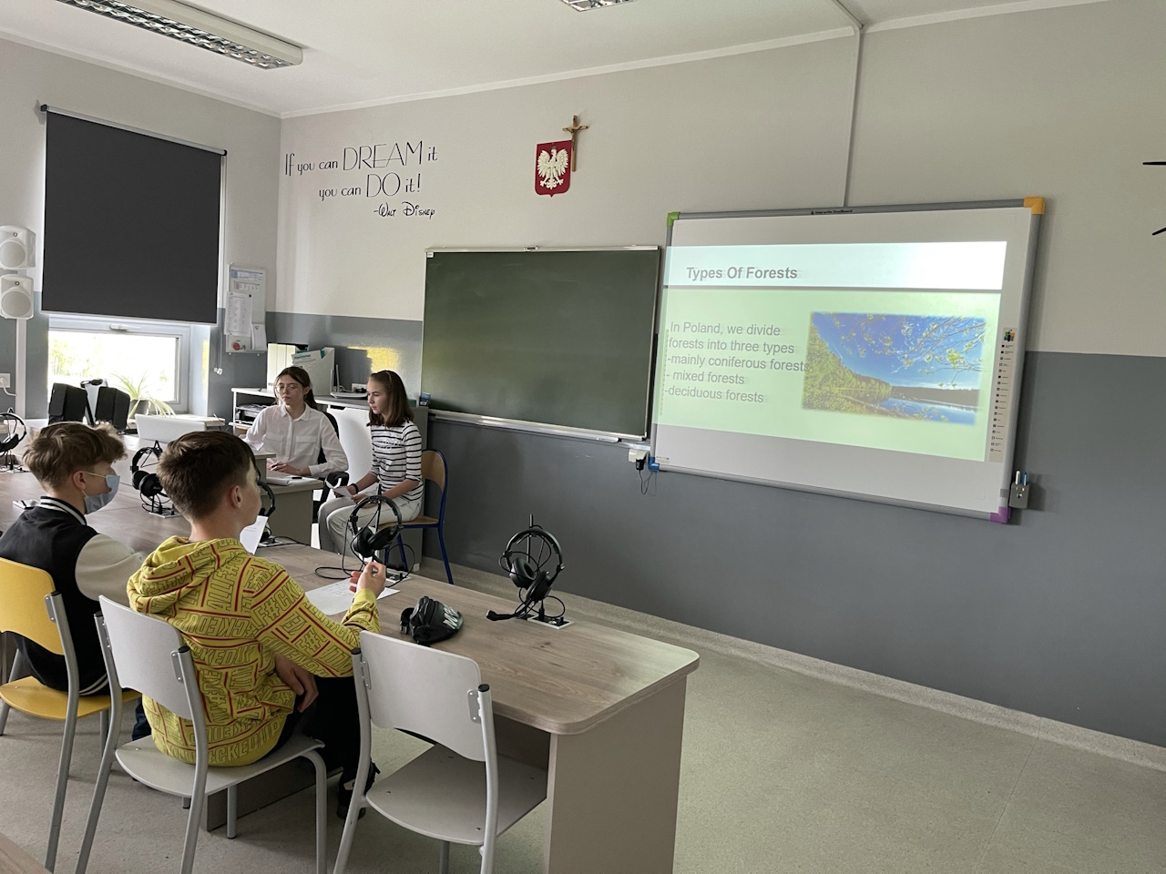 Uczniowie w czasie spotkania w ramach realizacji projektu.