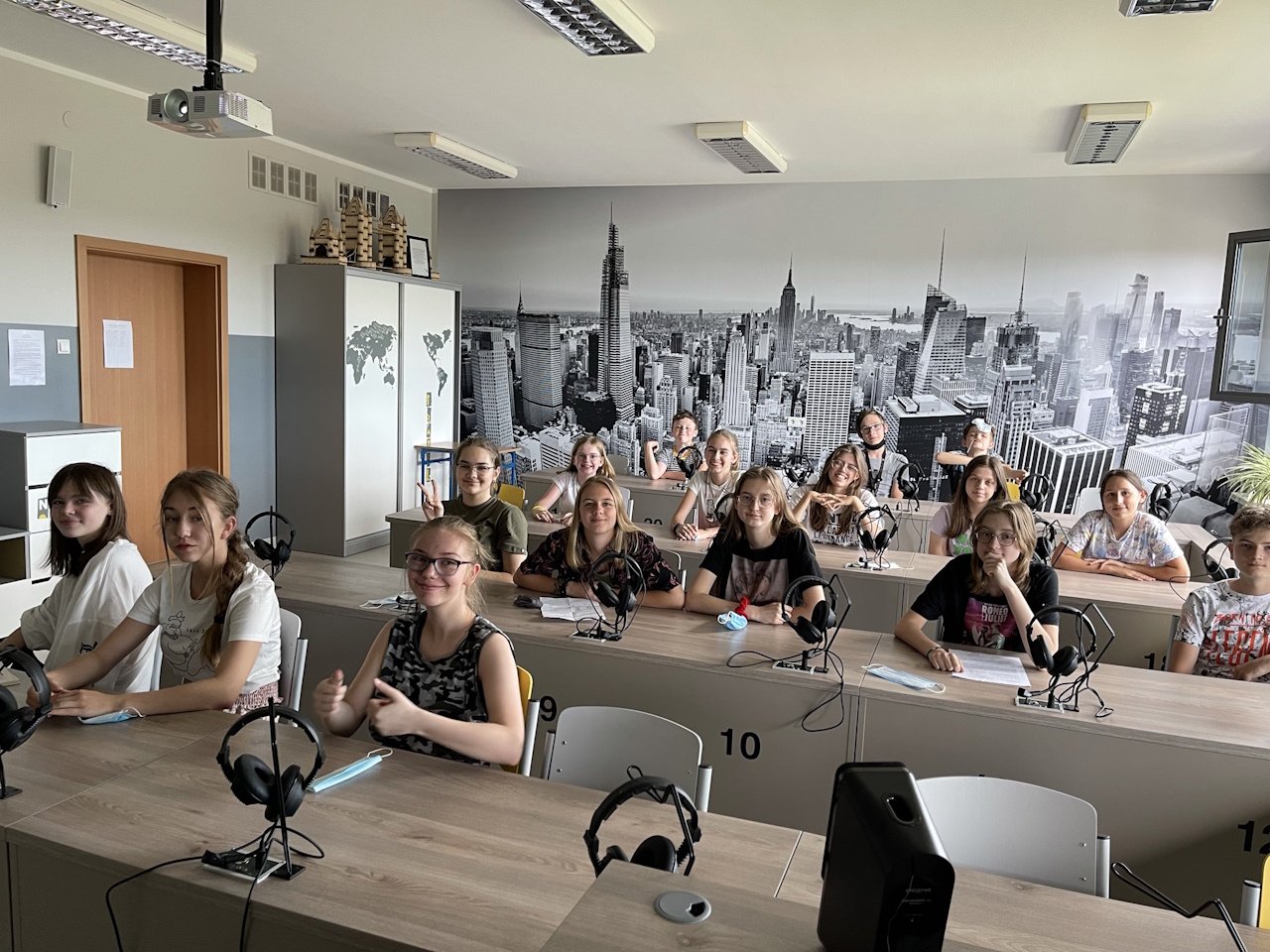 Uczniowie w czasie spotkania w ramach realizacji projektu eTwinning VIRTUAL TOURISM