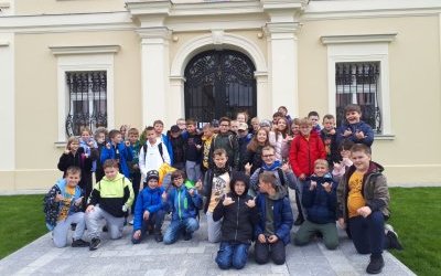 Piątoklasiści złożyli wizytę SOWie