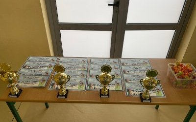Szkolny Mikołajkowy Turniej Badmintona