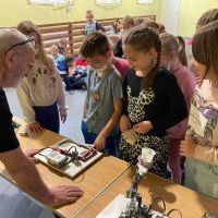 Pokaz robotów w naszej szkole. (12)