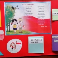 Prace uczniów w konkursie „Lapbook patriotyczny” (10)