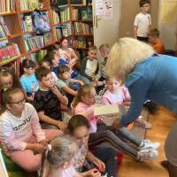 Uczniowie z wizytą w skrzyszowskiej filii Biblioteki Gminnej (18)