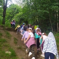 Uczniowie klas pierwszy w czasie wyjazdu w Beskidy (10)