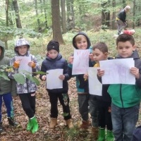 Spacery i wycieczki klas 1-3 do lasu (3)