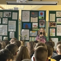 Szkolny Dzień Poezji- występy uczniów i nauczycieli (5)