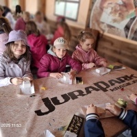 Wycieczka drugoklasistów do JuraParku w Krasiejowie (11)