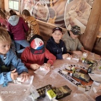 Wycieczka drugoklasistów do JuraParku w Krasiejowie (17)