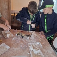 Wycieczka drugoklasistów do JuraParku w Krasiejowie (7)