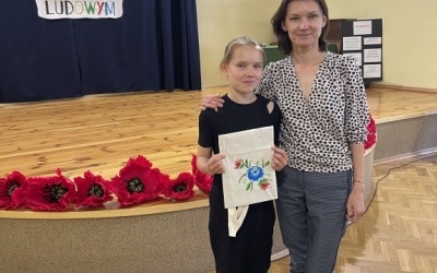 Alicja w czasie wręczenia nagród za konkurs (11)