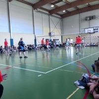 Uczniowie w czasie rywalizacji sportowej w ramach Dnia Dziecka. (5)