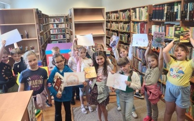 Odwiedziny w bibliotece (5)