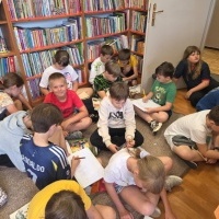 Wizyta uczniów w filii nr 2 Gminnej Biblioteki Publicznej  (4)