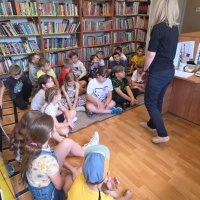 Wizyta uczniów w filii nr 2 Gminnej Biblioteki Publicznej  (15)